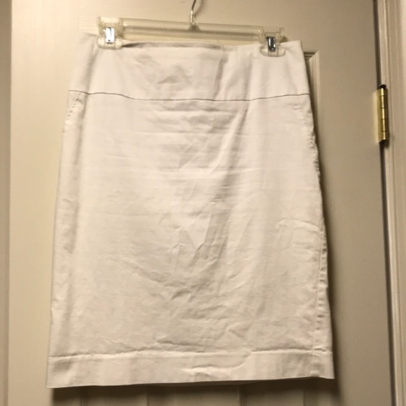 Dresses & Skirts - White pencil skirt